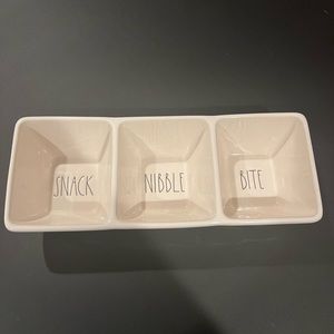 Rae dunn snack serving